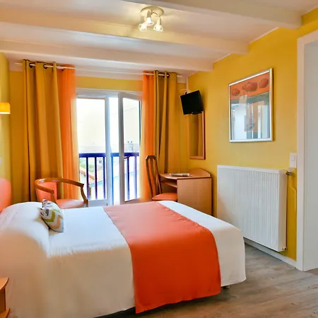 Logis De France Отель 2*