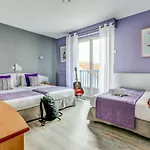 Hotel Logis De France 2*